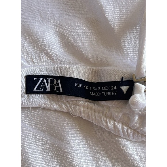 Zara Women's Top Size XS‎ Color White Sleeveless Preowned Good Condition - Picture 3 of 10